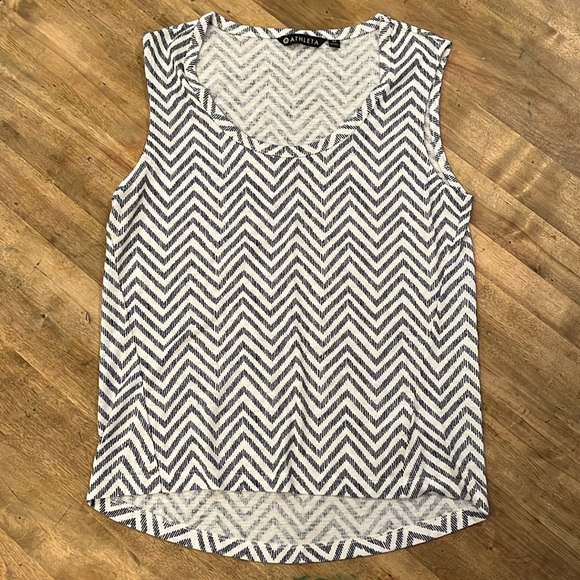 Athleta Breezy Muscle Tank - Picture 2 of 4